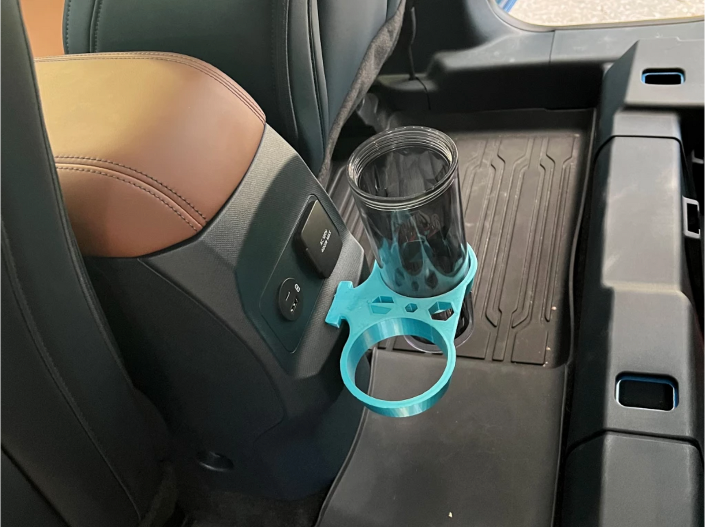 Fordが車内アクセサリーの3Dプリント用CADファイルを公開|ユーザーの美意識がものをいう「センスの時代」が自動車業界に到来