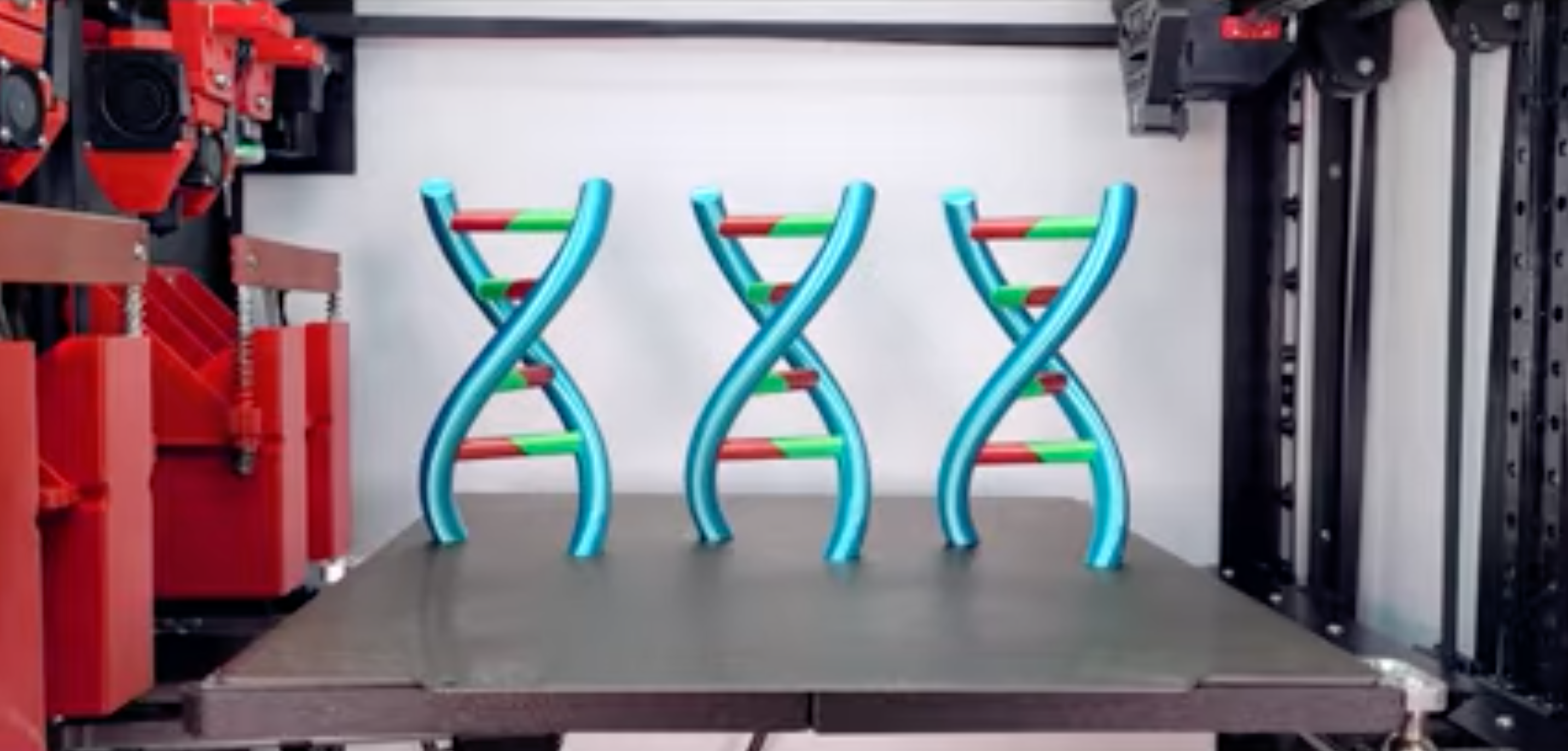 5軸×マルチカラーはここまで来た──YouTuberが作った異色3Dプリンター