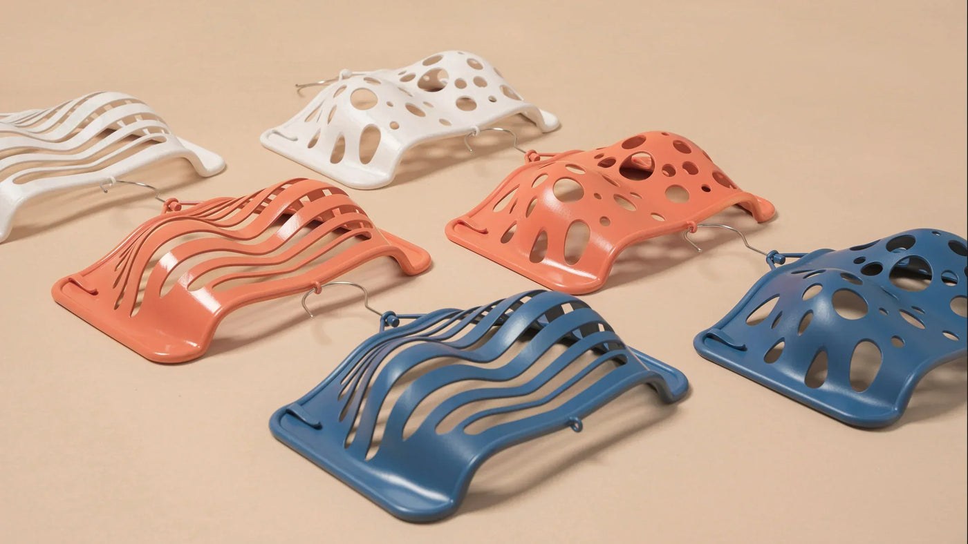 3Dプリントでブラジャーの寿命を延ばす!ユニークなハンガー「Bras Up」登場