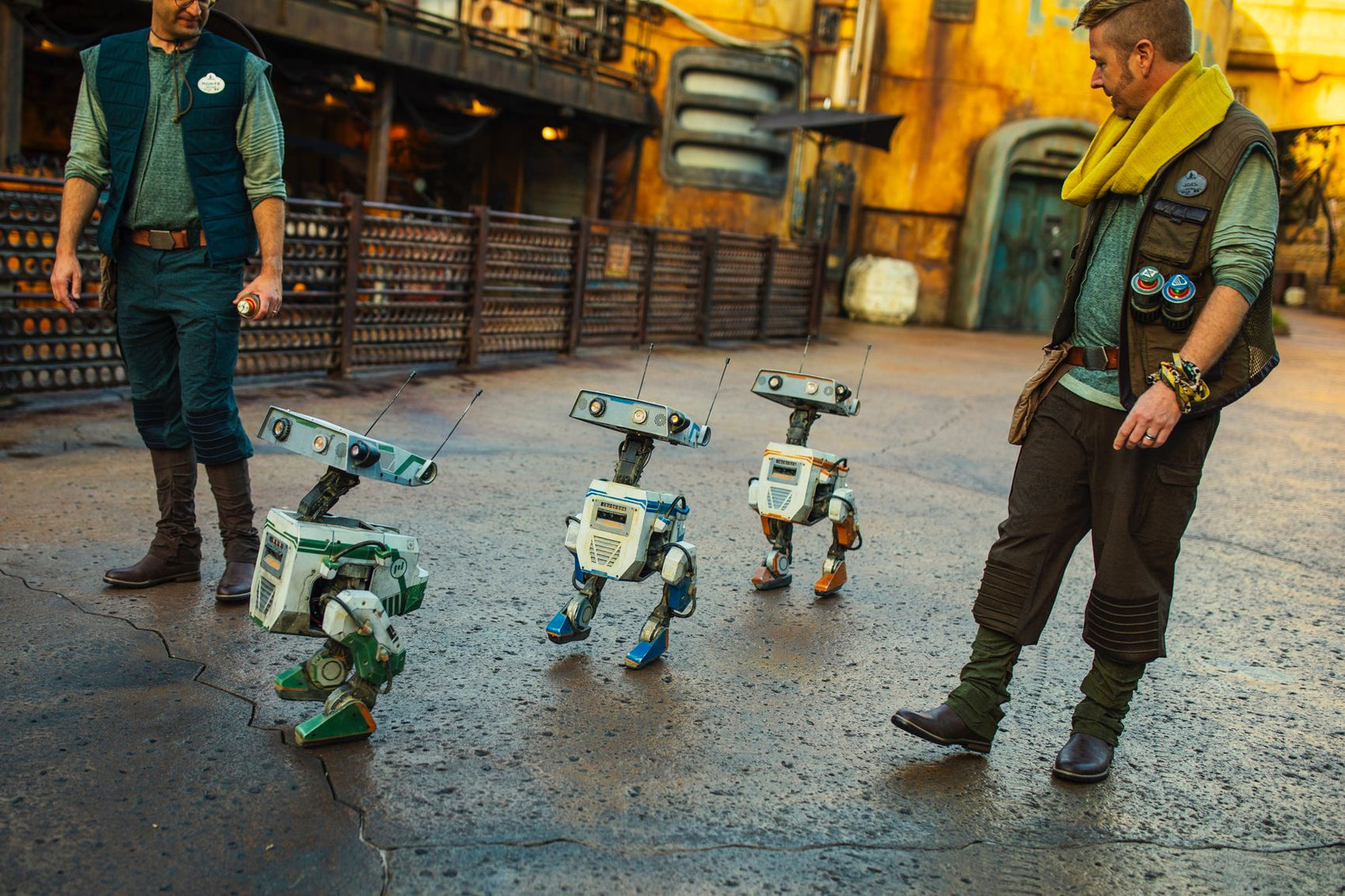 感情表現豊かなディズニーの3Dプリント自足歩行ロボットが登場