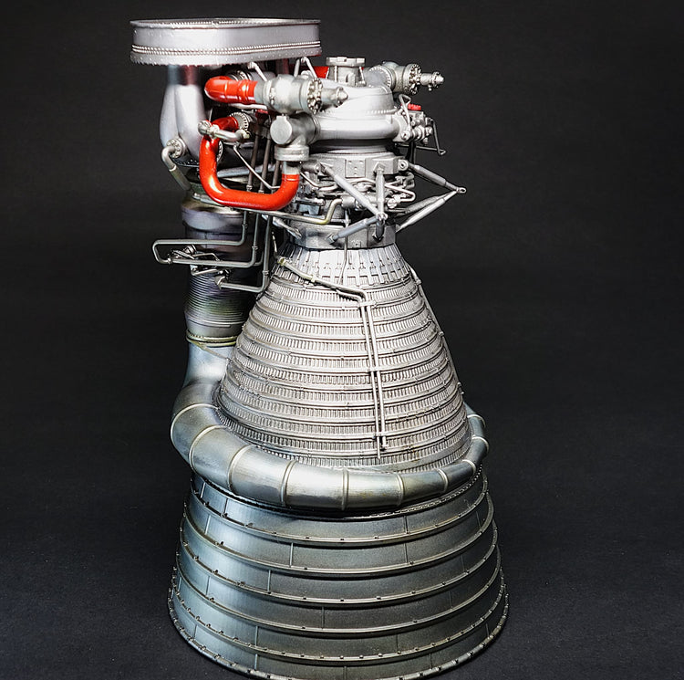 アポロ サターン V F-1 ロケットエンジン