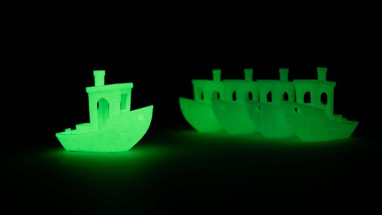 「市場で最も明るい？」Prusaが発表した蓄光フィラメント「PETG Ultraglow」