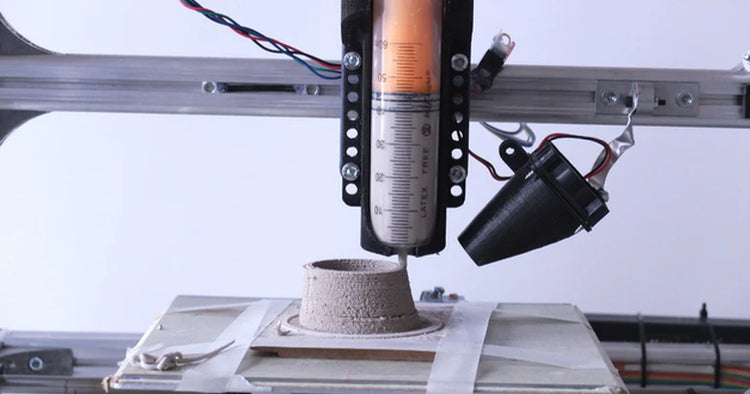ガラスや卵の殻も印刷できる？ペースト押出型3Dプリントの可能性を探る