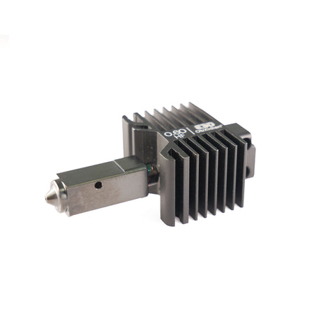 E3D ObXidian ホットエンドのヒートシンクとノズル部のクローズアップ。0.60 HF・ObXidianの刻印