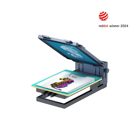 xTool スクリーン プリンター 本体正面（レーザー製版スクリーン印刷機・Red Dot Winner 2024）